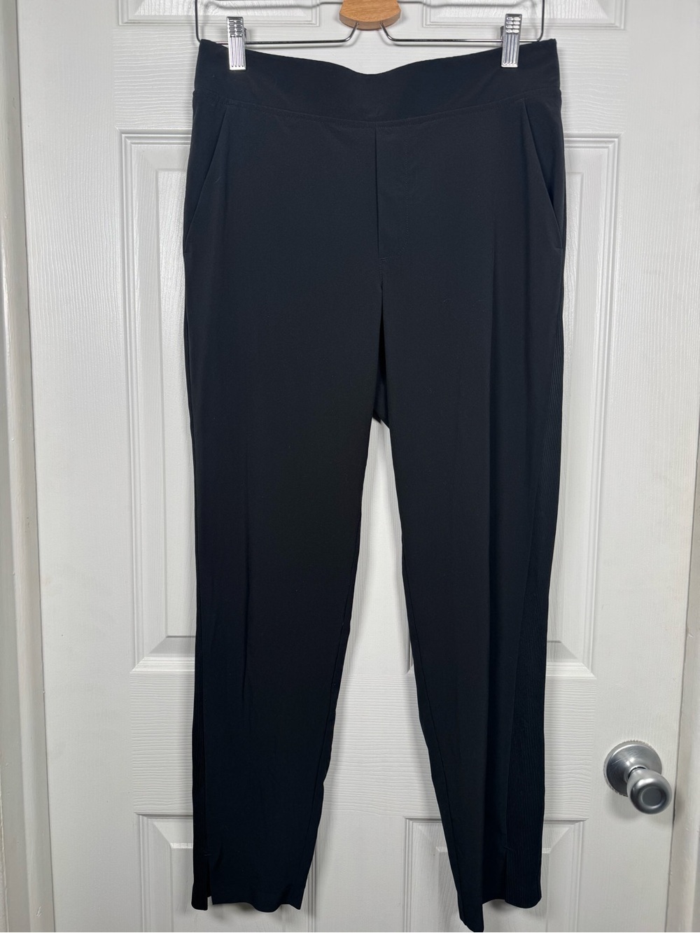 Athleta Brooklyn Ankle Pants Black Travel Career Size 6